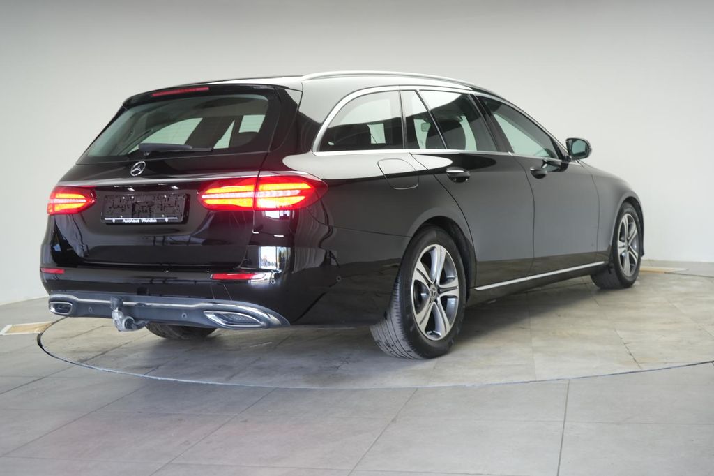 Mercedes-Benz E 300 2019