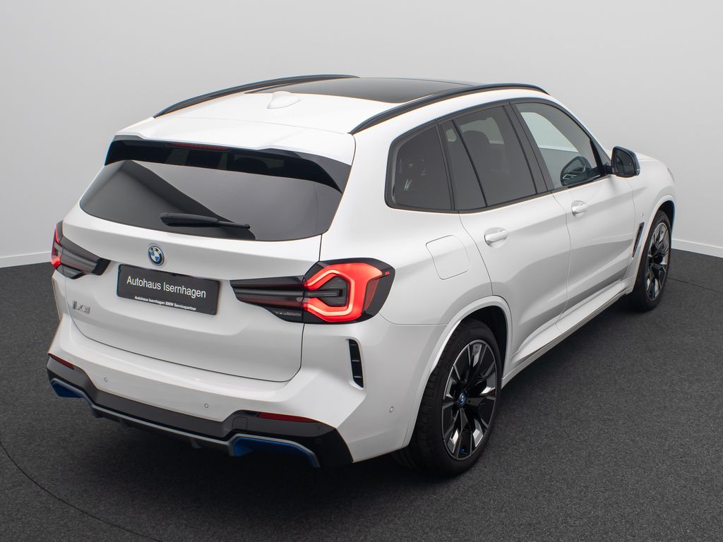 BMW iX3 2022