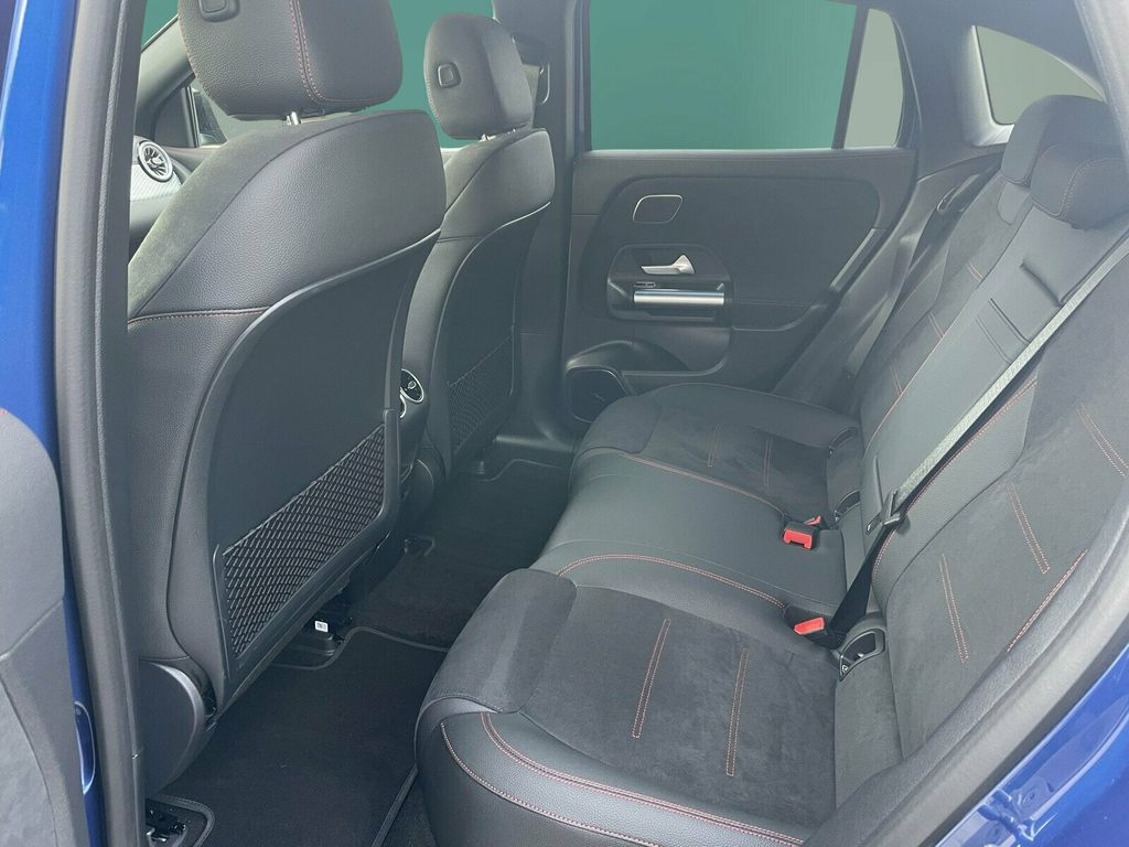 Mercedes-Benz EQA 2024