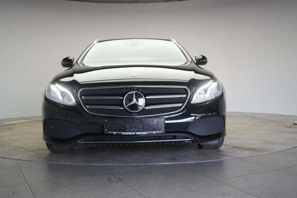 Mercedes-Benz E 300 2019