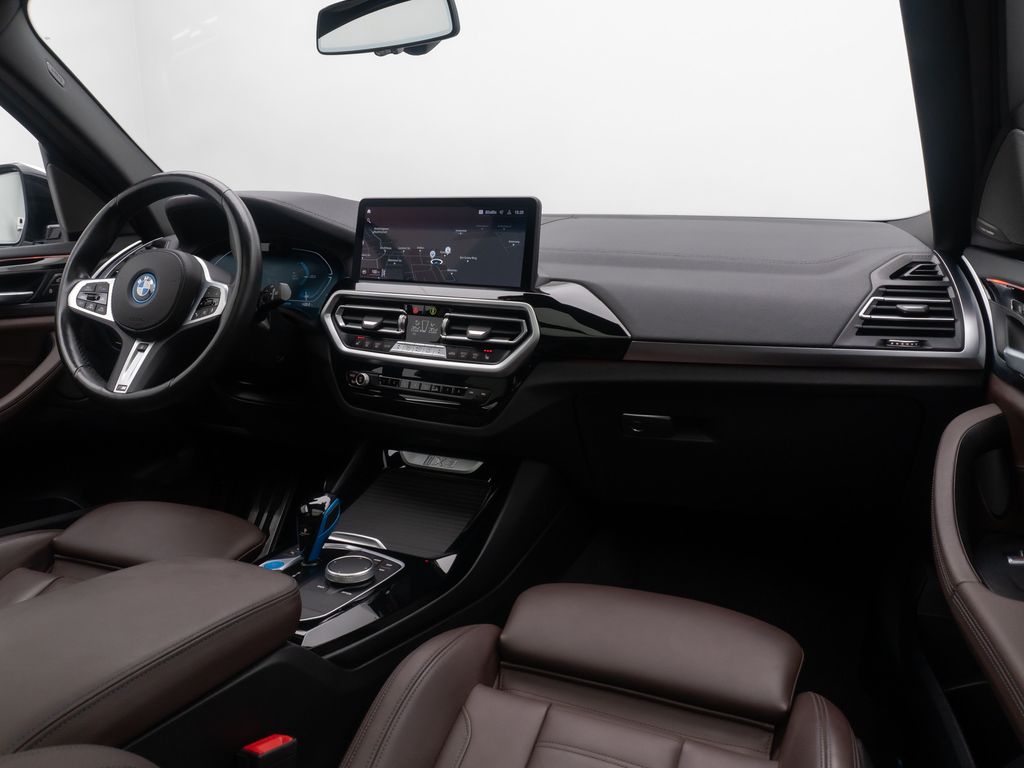 BMW iX3 2022