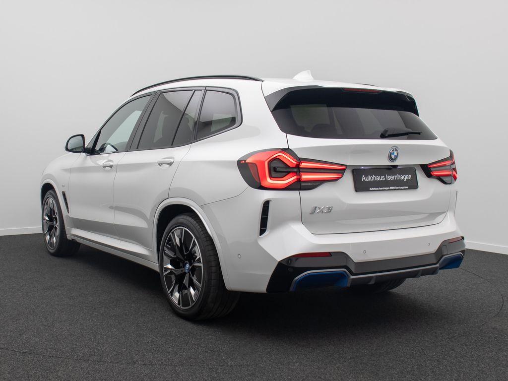 BMW iX3 2022