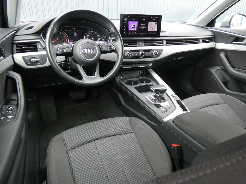 Audi A4 2021