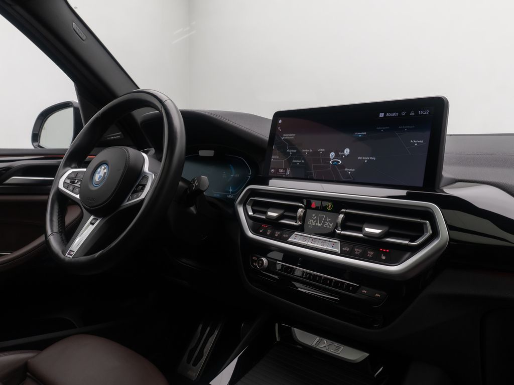 BMW iX3 2022