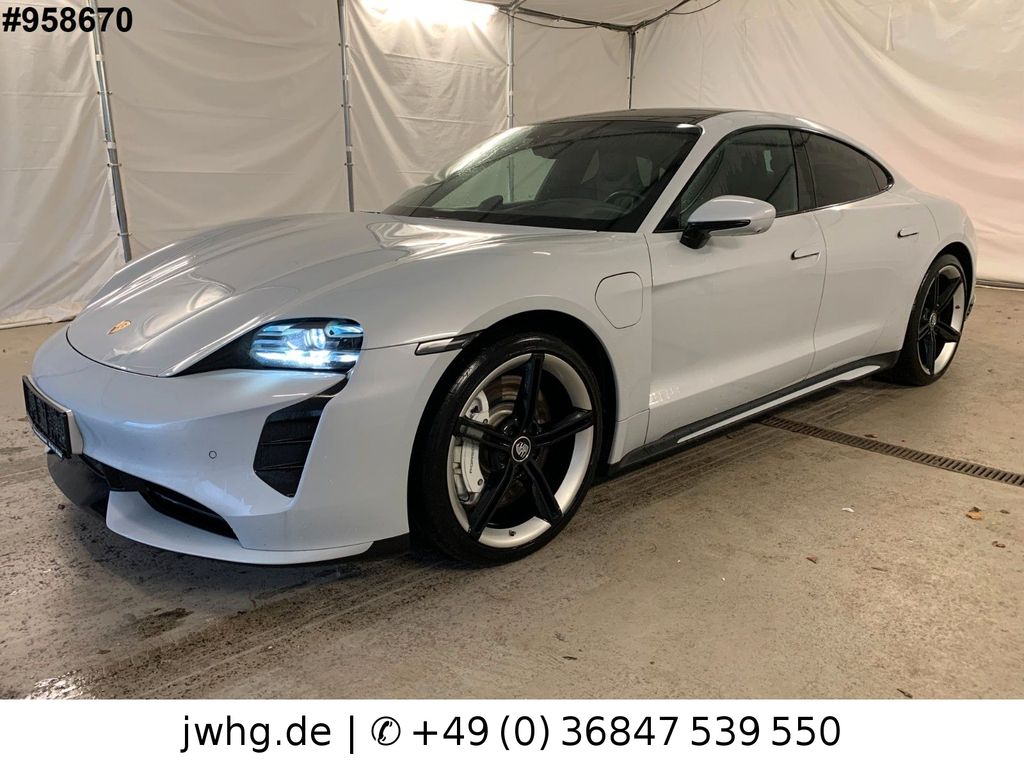 Porsche Taycan 2021