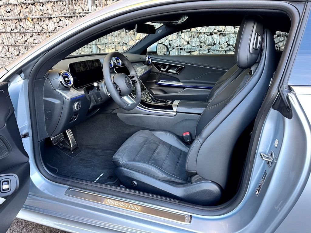 Mercedes-Benz CLE 180 2025