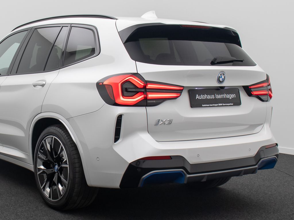 BMW iX3 2022