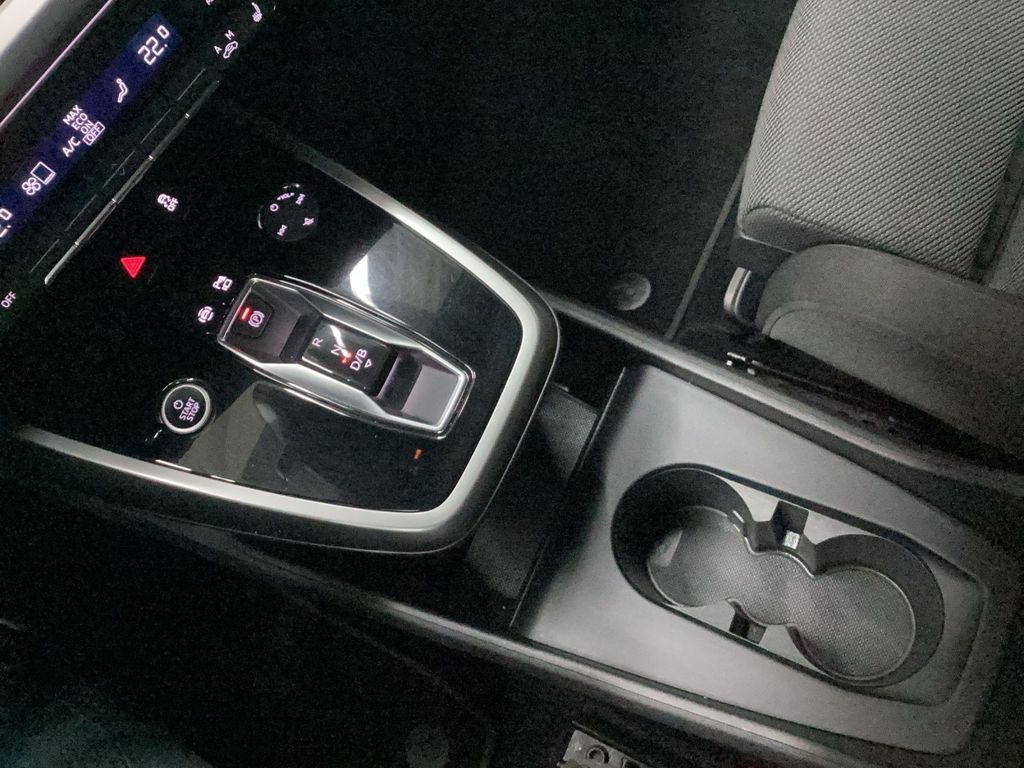 Audi Q4 e-tron 2023