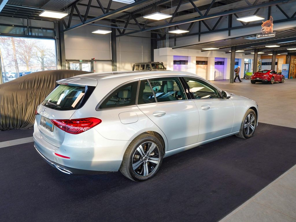 Mercedes-Benz C 300 2024