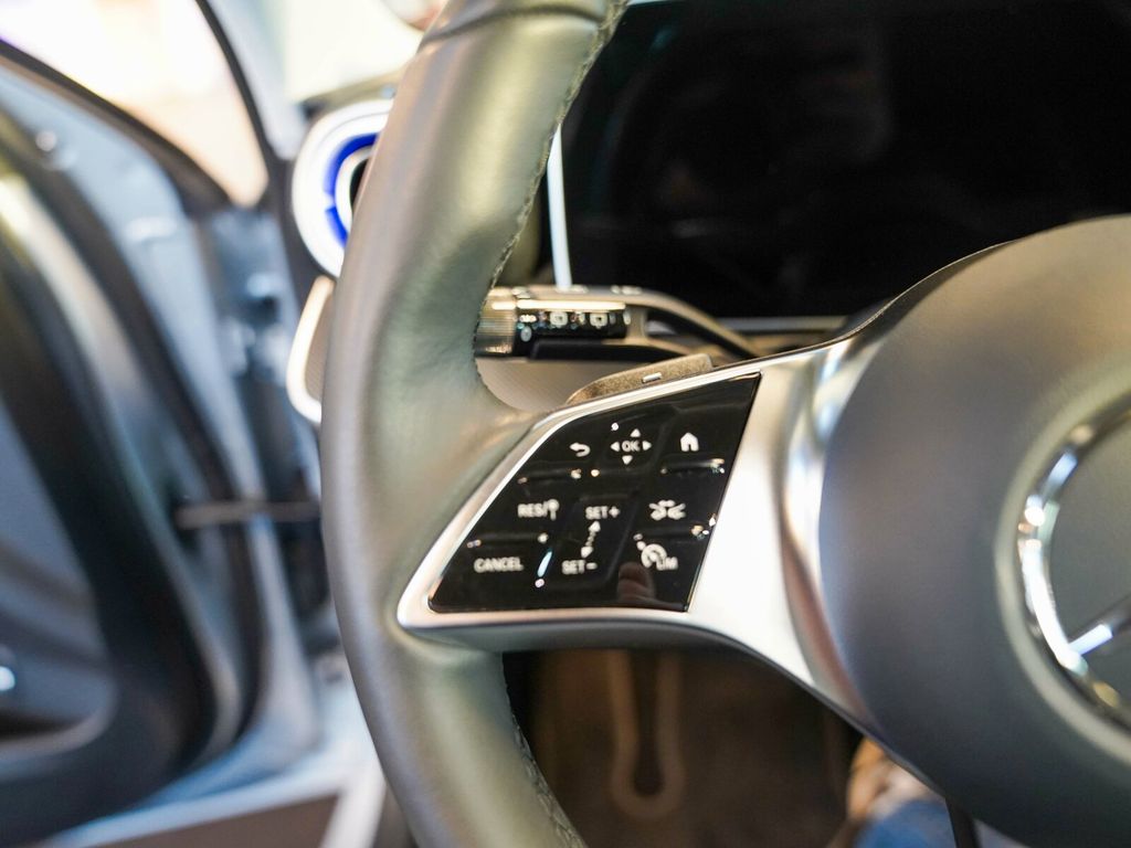 Mercedes-Benz C 300 2024