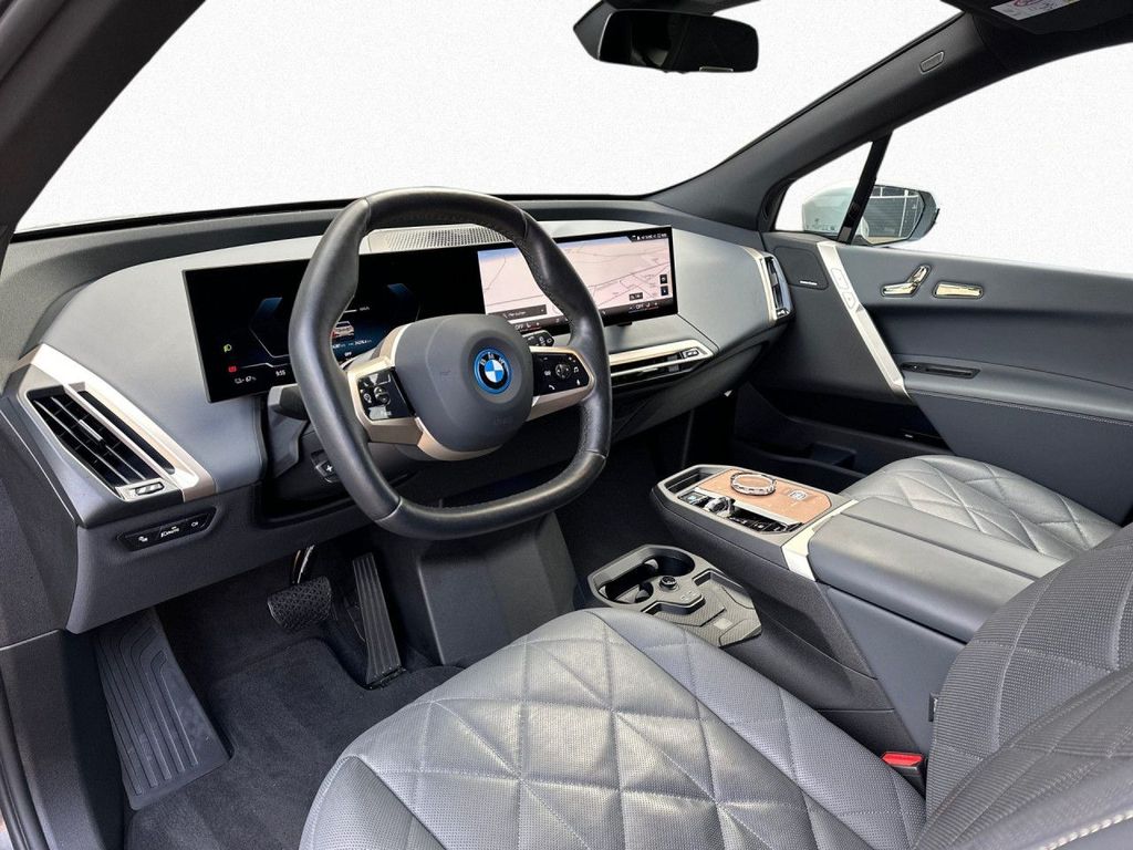 BMW iX 2023