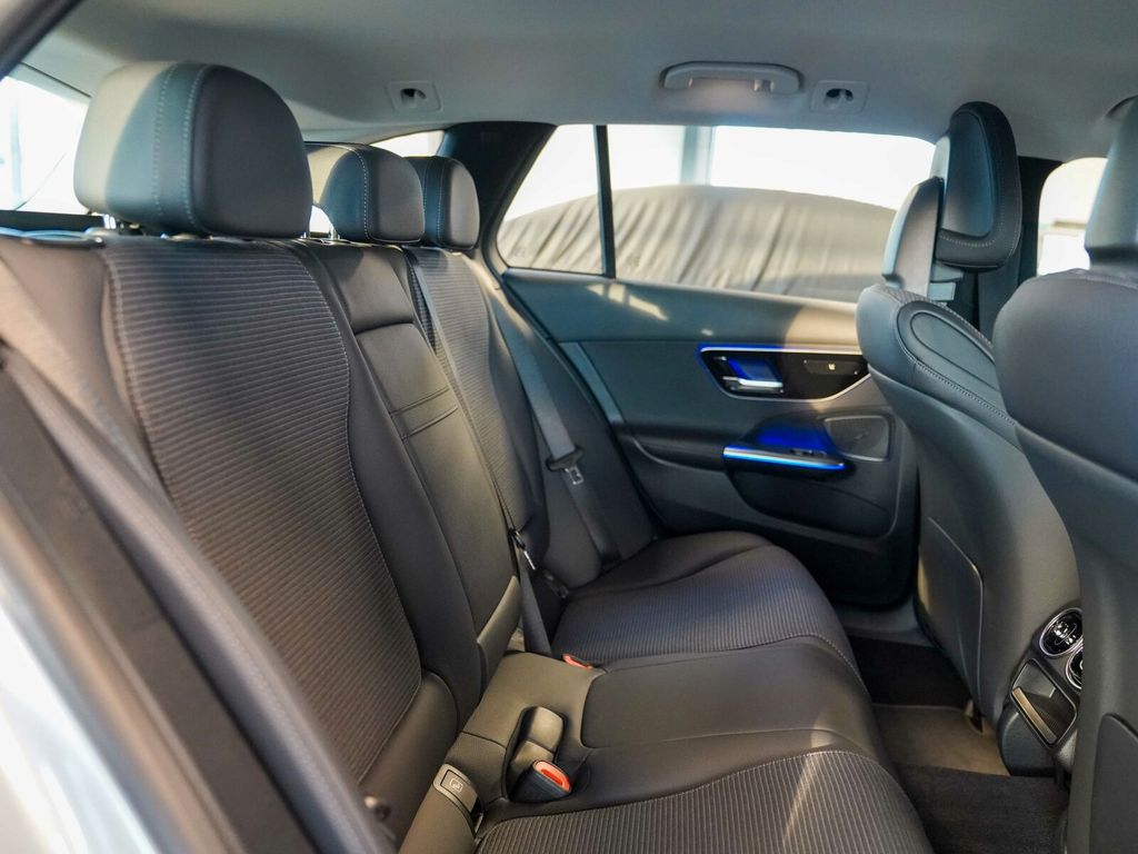 Mercedes-Benz C 300 2024