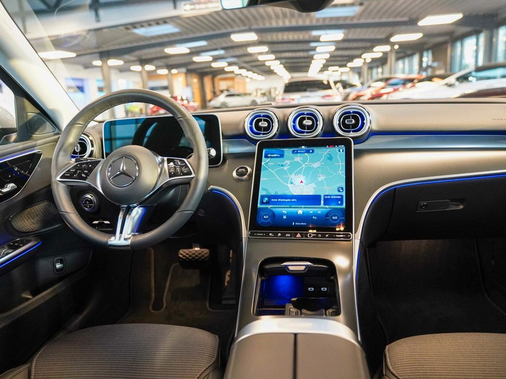 Mercedes-Benz C 300 2024