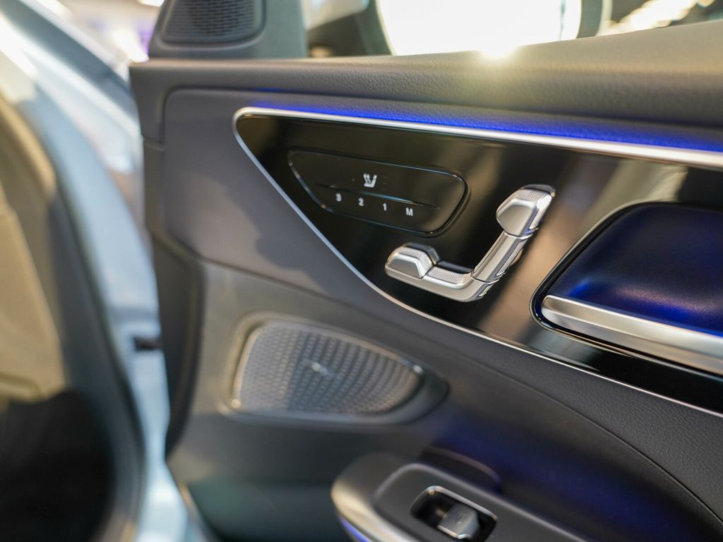 Mercedes-Benz C 300 2024