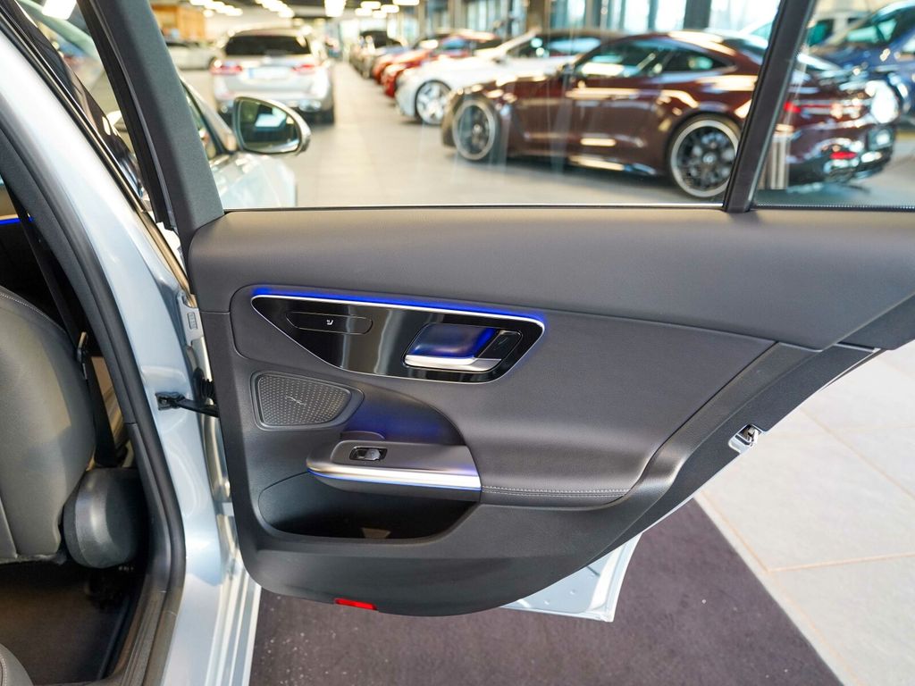 Mercedes-Benz C 300 2024