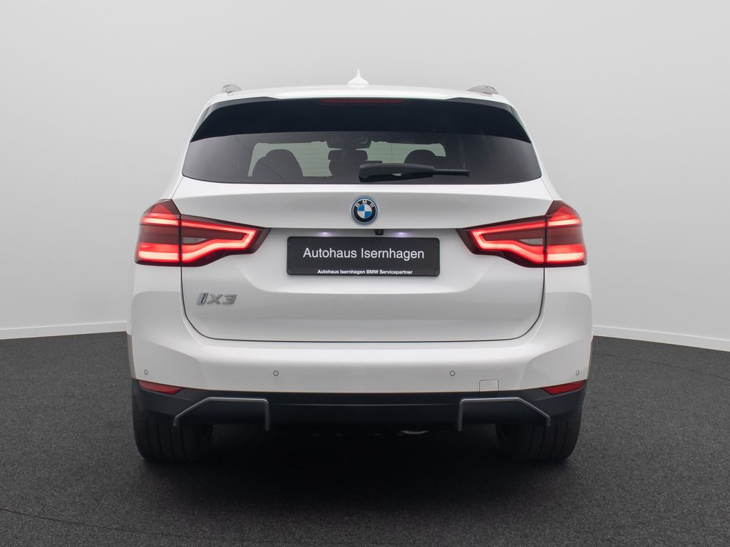 BMW iX3 2021