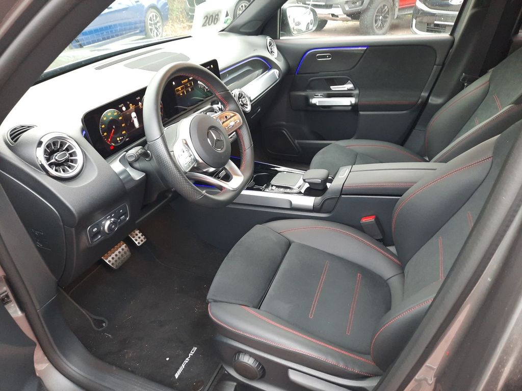 Mercedes-Benz GLB 200 2023