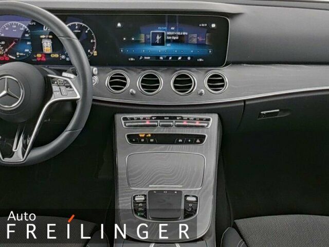 Mercedes-Benz E 220 2023