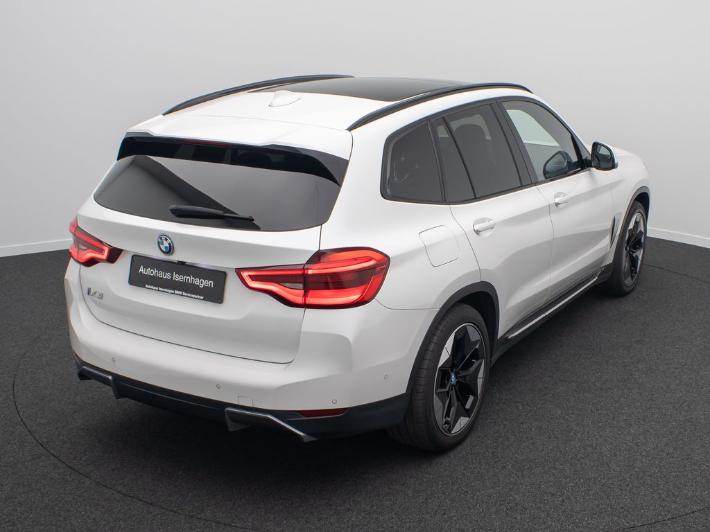 BMW iX3 2021