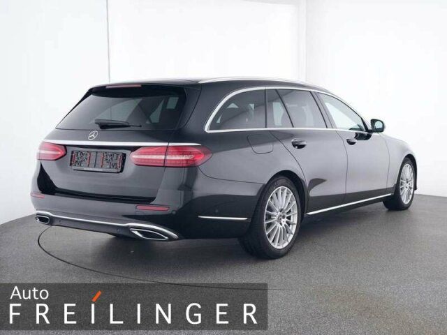 Mercedes-Benz E 220 2023