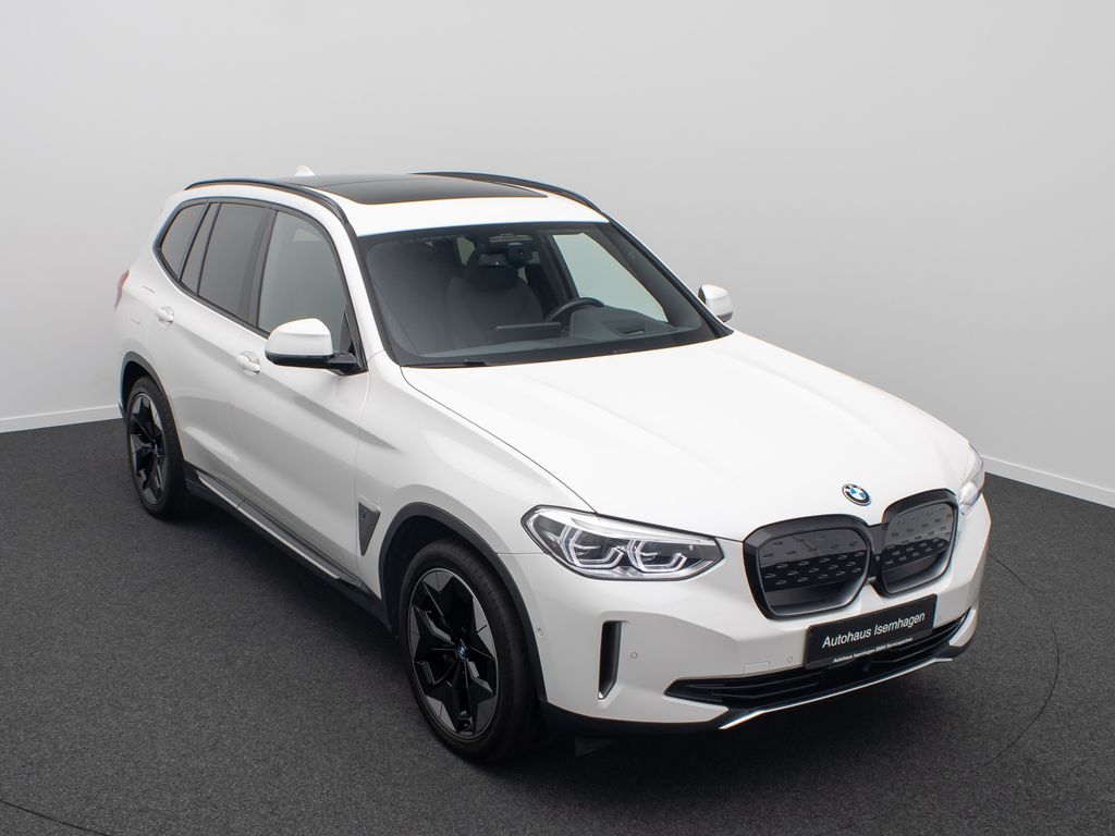 BMW iX3 2021
