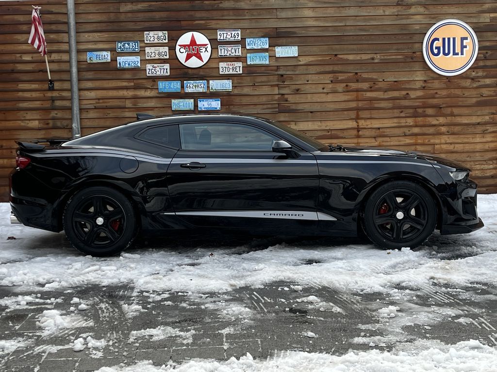 Chevrolet Camaro 2022