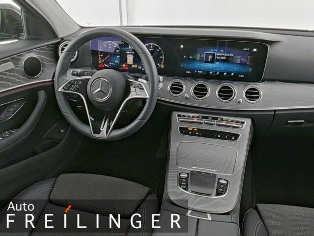 Mercedes-Benz E 220 2023