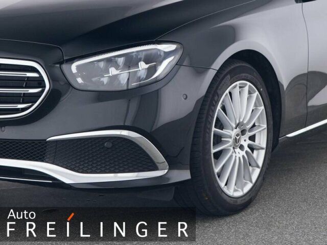 Mercedes-Benz E 220 2023