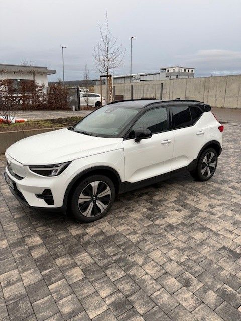 Volvo XC40 2023