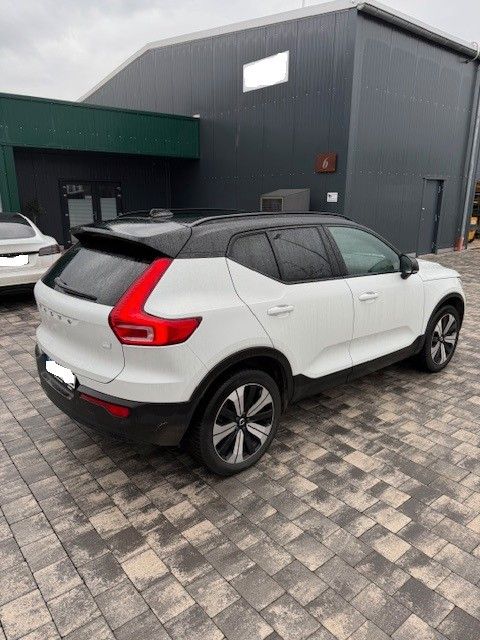 Volvo XC40 2023