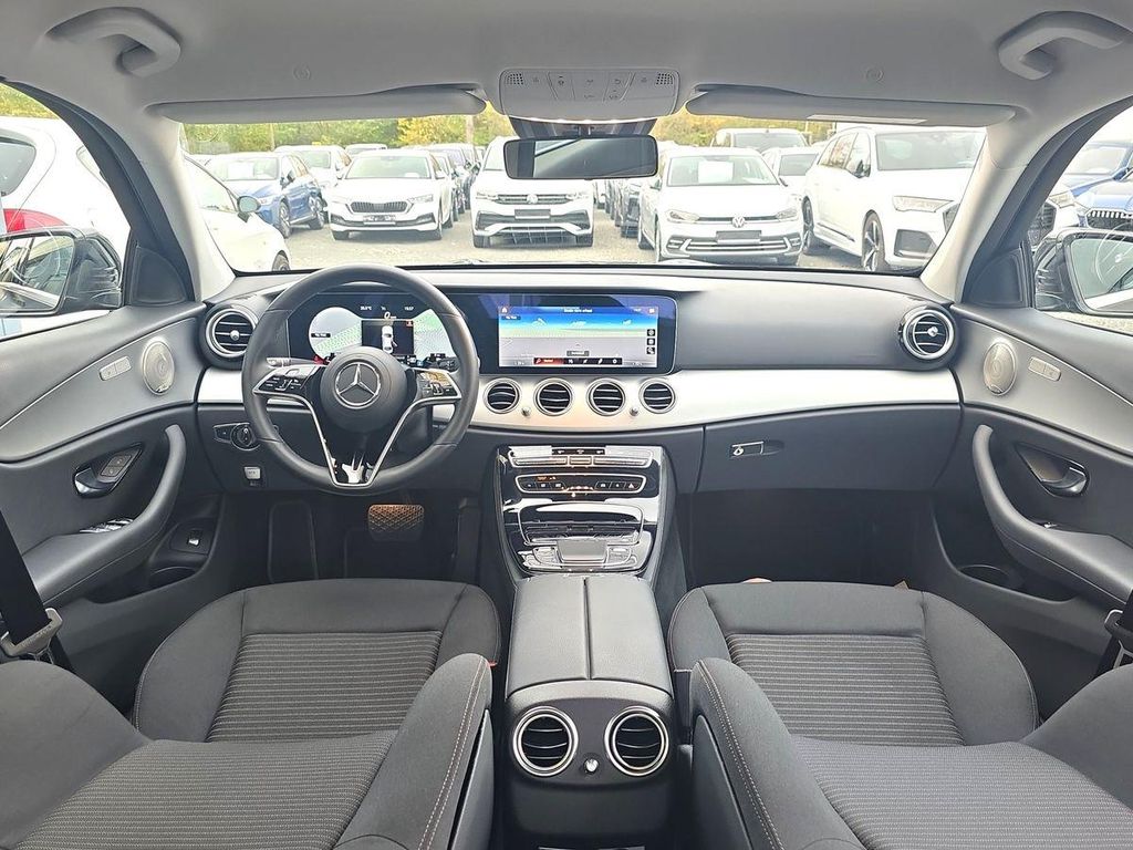 Mercedes-Benz E 300 2022