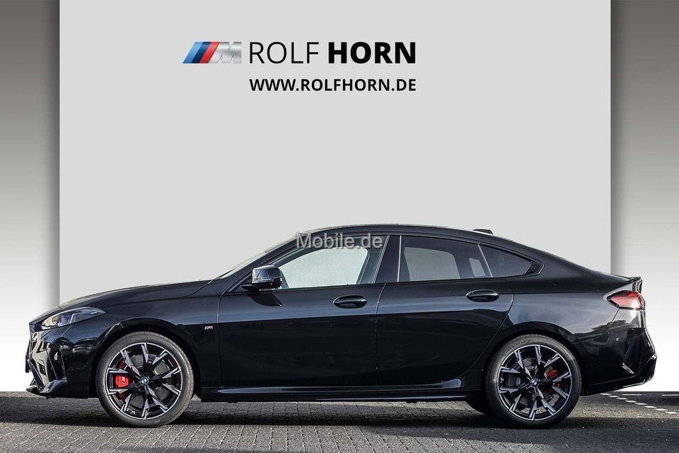 BMW M235