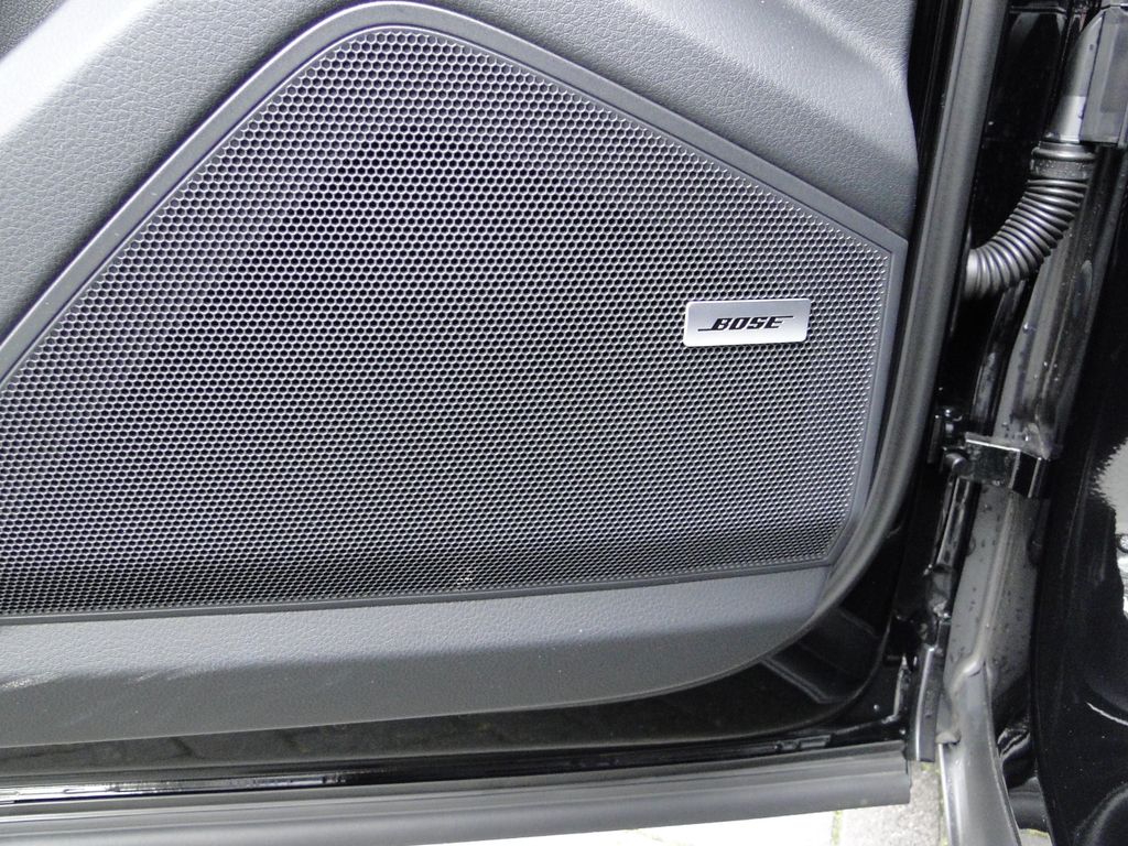 Porsche Cayenne 2024