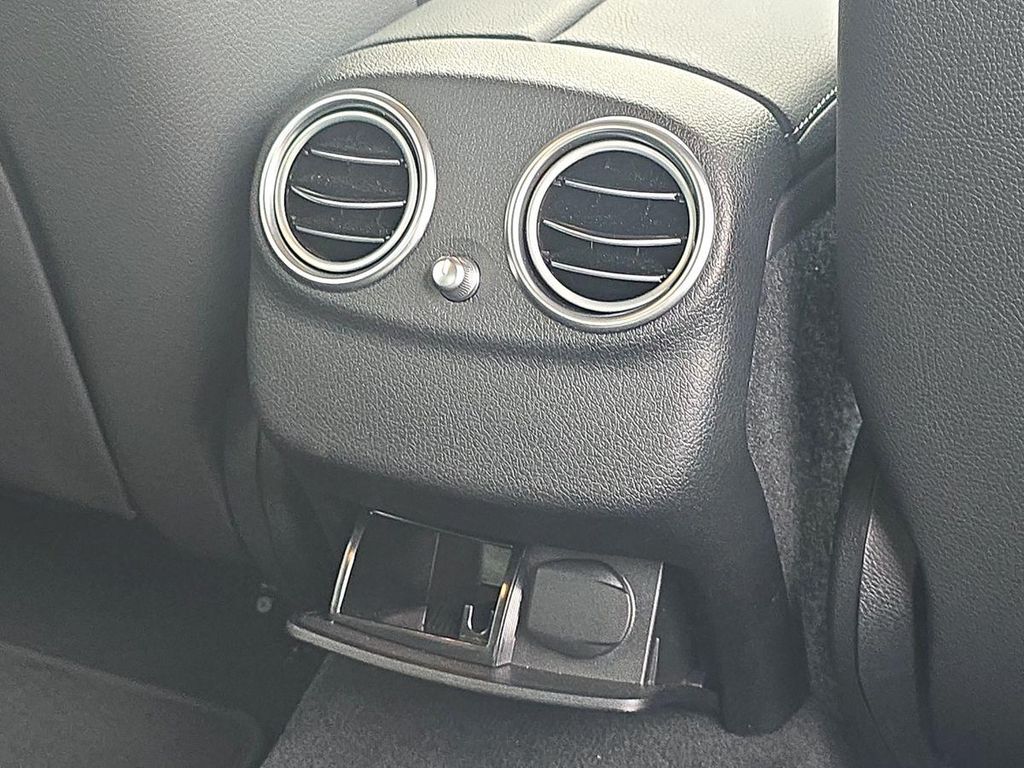 Mercedes-Benz E 300 2022