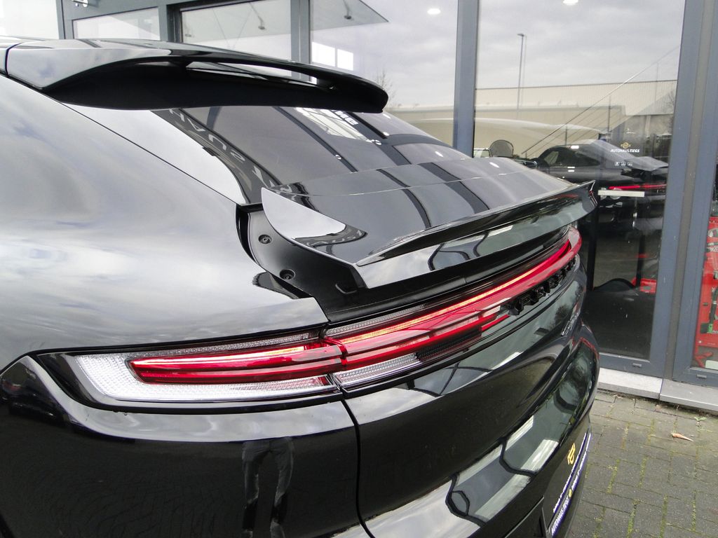 Porsche Cayenne 2024