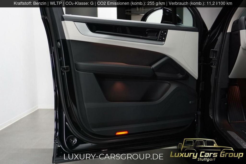 Porsche Cayenne 2025