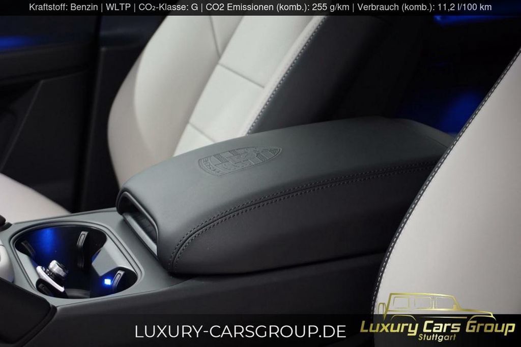 Porsche Cayenne 2025