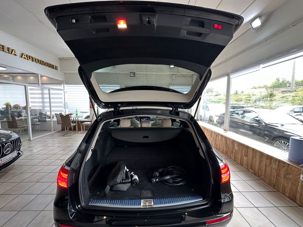 Mercedes-Benz E 300 2020