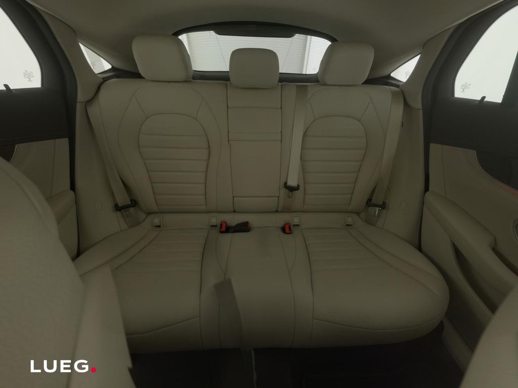 Mercedes-Benz GLC 300 2021