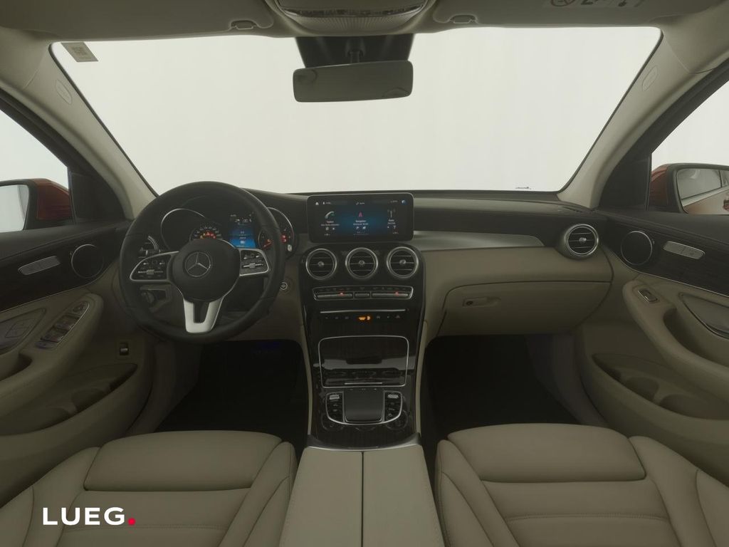 Mercedes-Benz GLC 300 2021