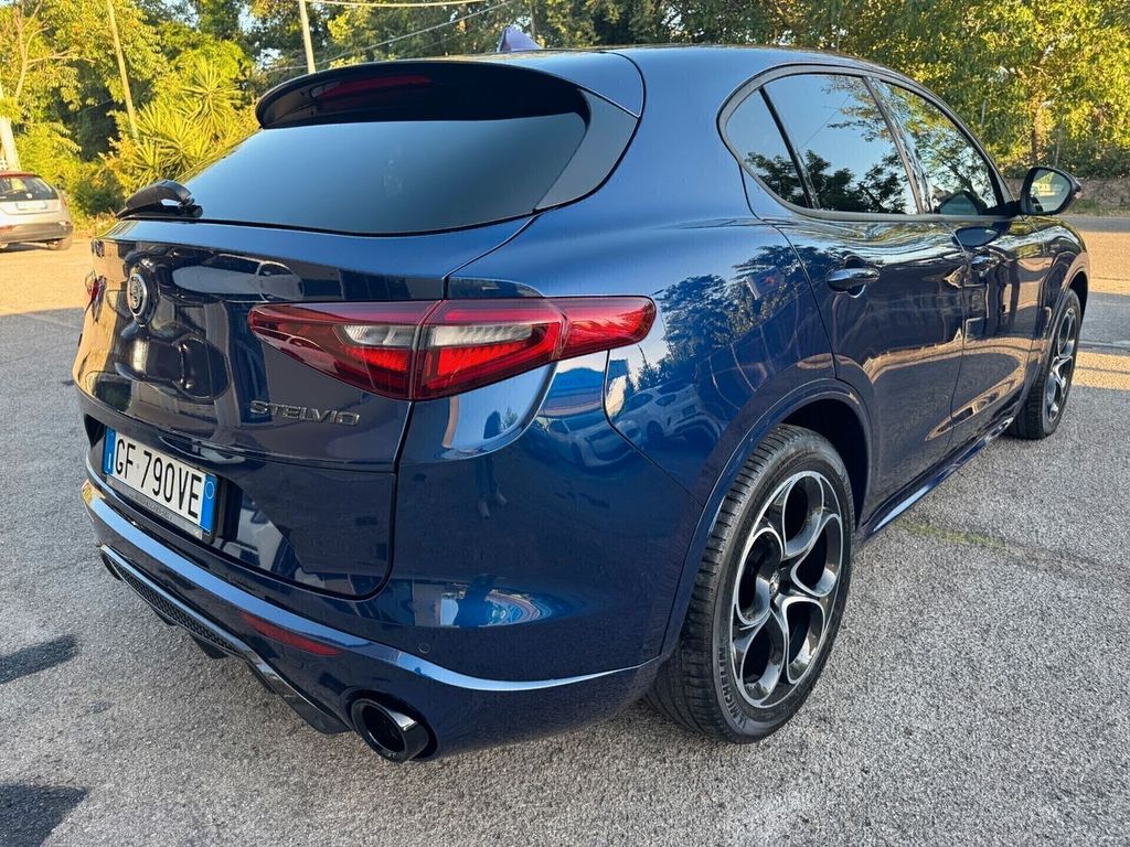 Alfa Romeo Stelvio 2021