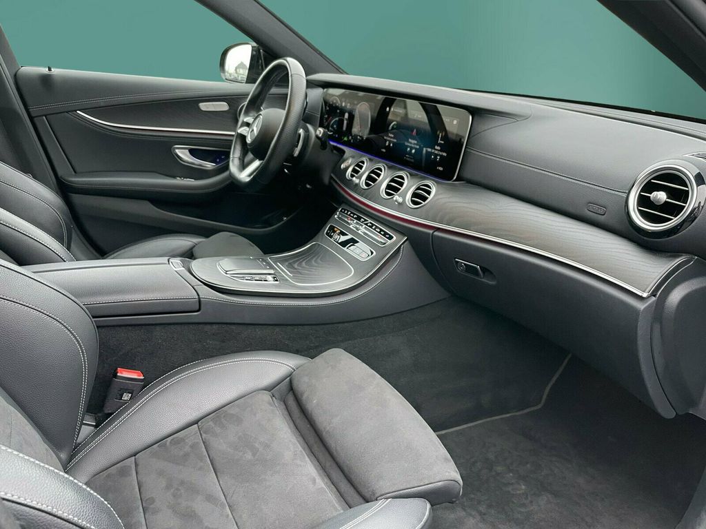 Mercedes-Benz E 300 2022