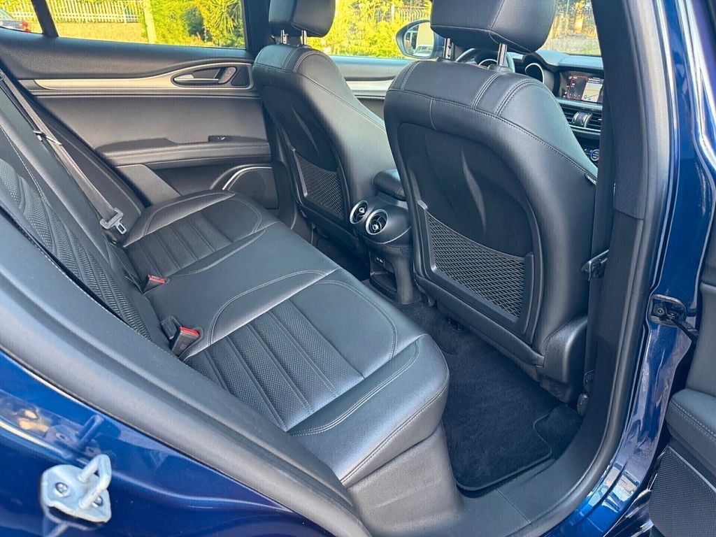 Alfa Romeo Stelvio 2021