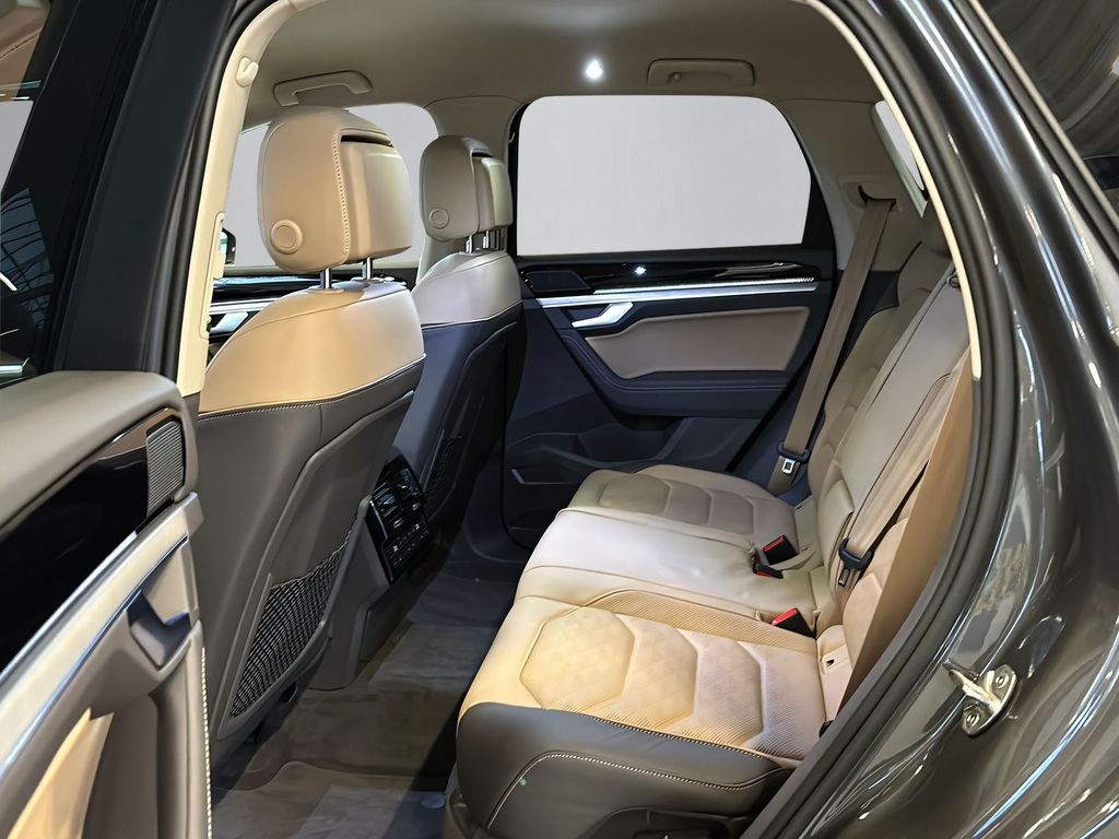 Volkswagen Touareg 2025