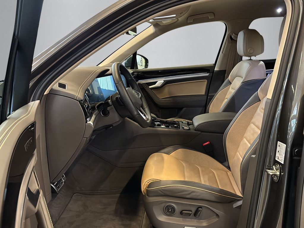 Volkswagen Touareg 2025