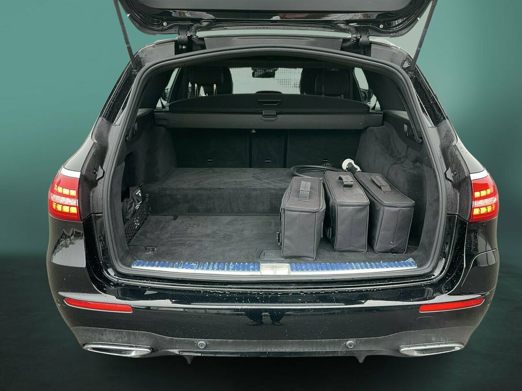 Mercedes-Benz E 300 2022