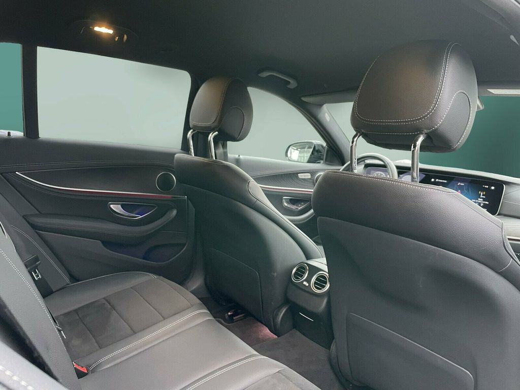 Mercedes-Benz E 300 2022