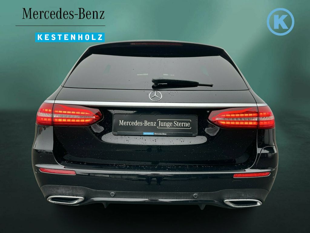 Mercedes-Benz E 300 2022