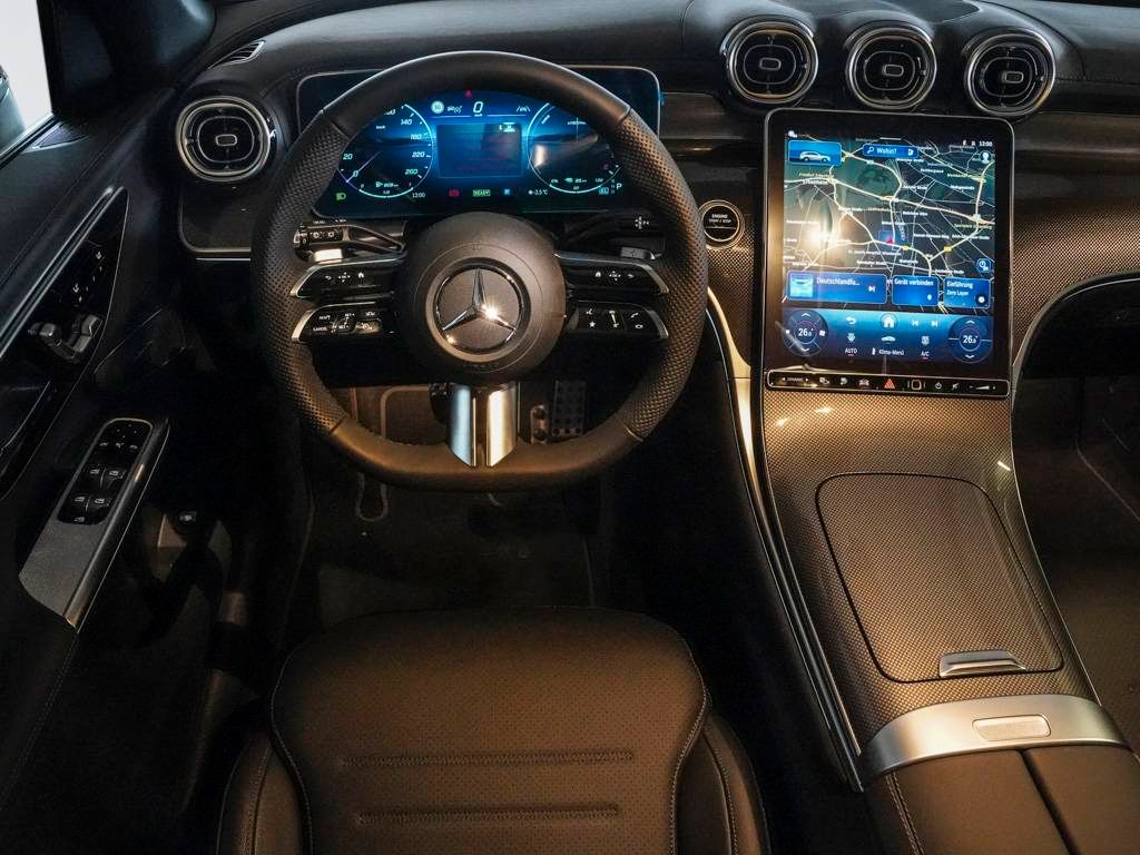 Mercedes-Benz GLC 300 2026