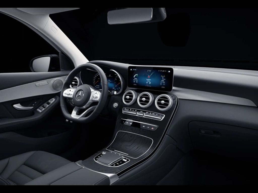 Mercedes-Benz GLC 300 2021